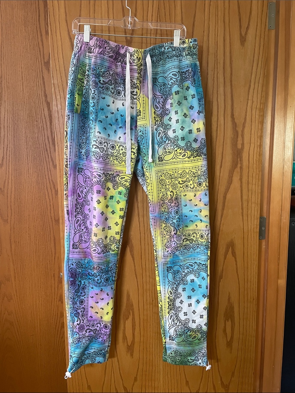 Multicolor Bandana Print Jogger Pants - Women